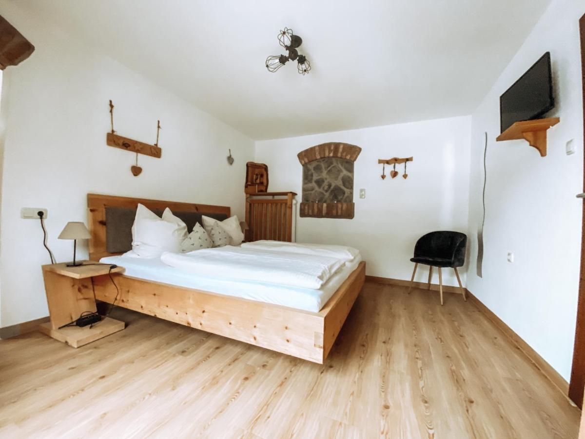 מוטנוואלד Alpenappartements Schwalbennestl מראה חיצוני תמונה