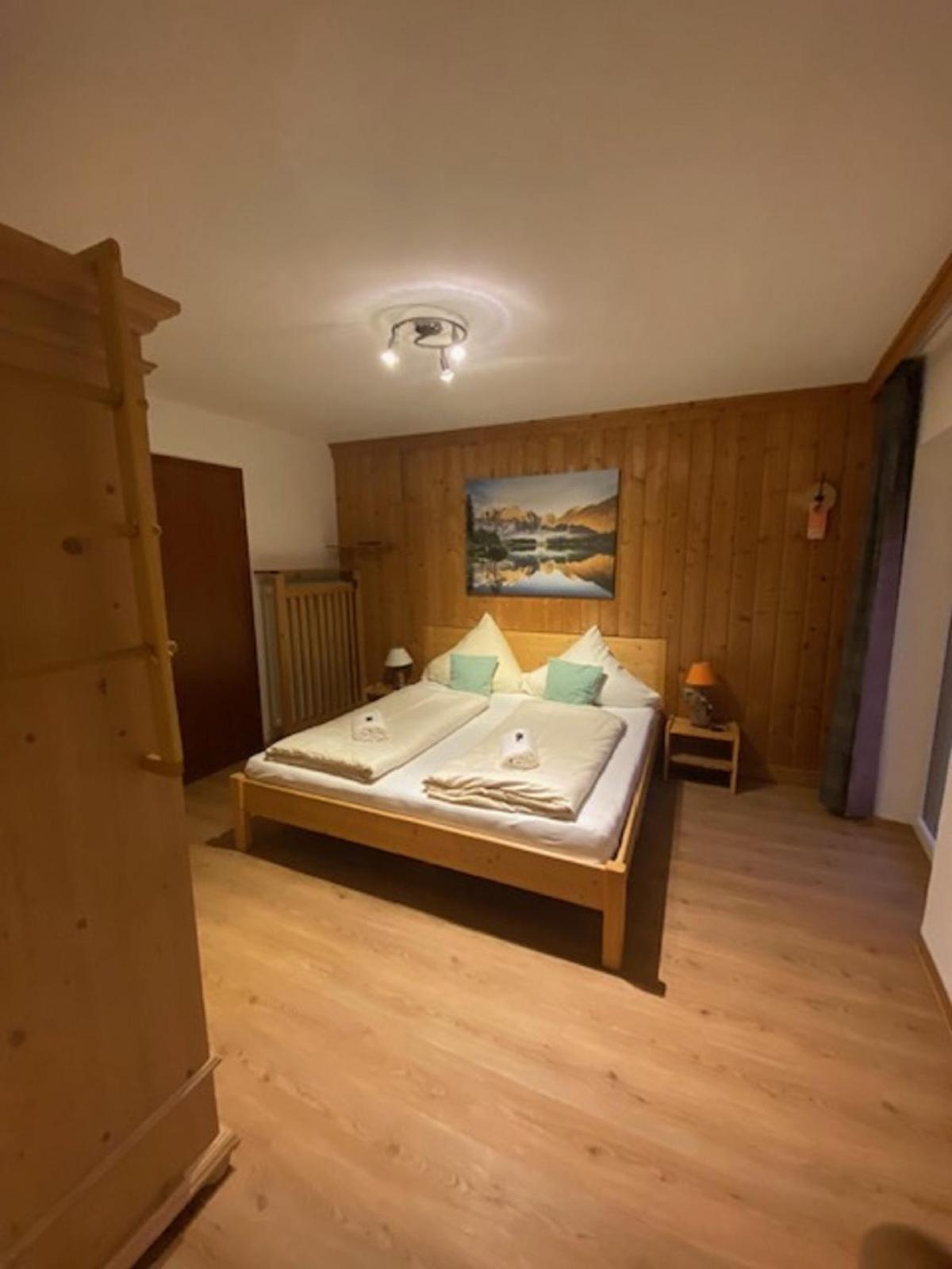 מוטנוואלד Alpenappartements Schwalbennestl מראה חיצוני תמונה